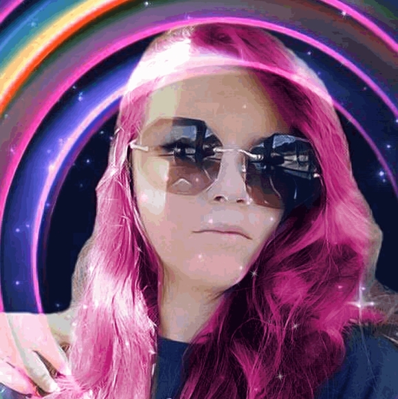 Meet your Posher, Kimberly - Picture 2 of 3